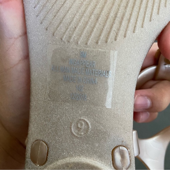 Guess sandals - Picture 2 of 3